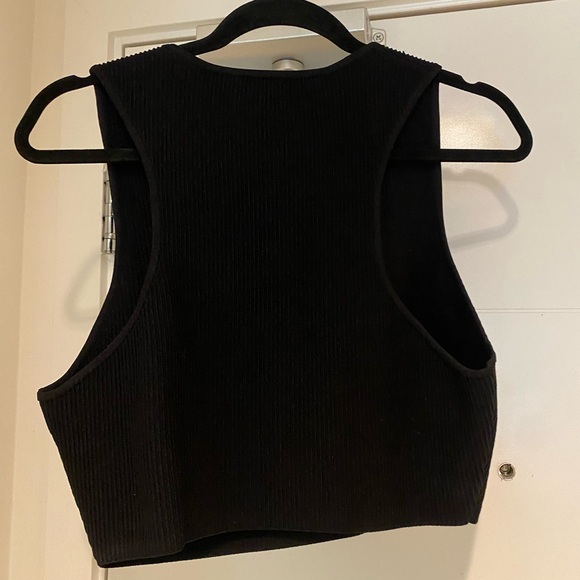 Aritzia Babaton Ribbed Crop Tank - Picture 2 of 3